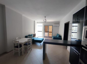 Real Luxury Big Apartment Beachfront & Sea Promenade
